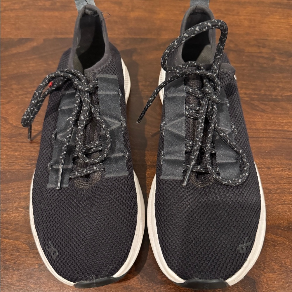 Women’s Lightweight On Clouds